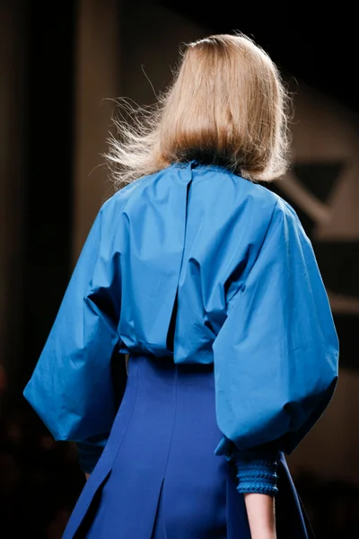 Look 46